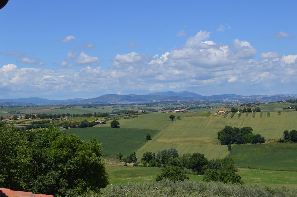 B&B La Casa Fra Gli Olivi Marsciano Kültér fotó